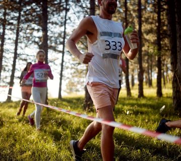 182941718 m Laeufer im Wald klein 360x320