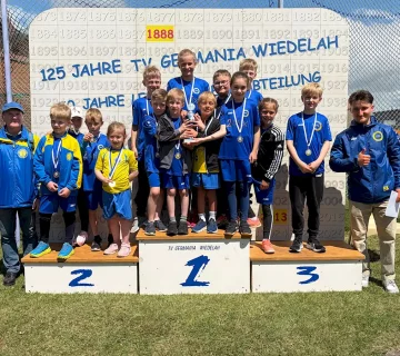Wiedelah 14 626  bis fast alle drauf jpg 360x320